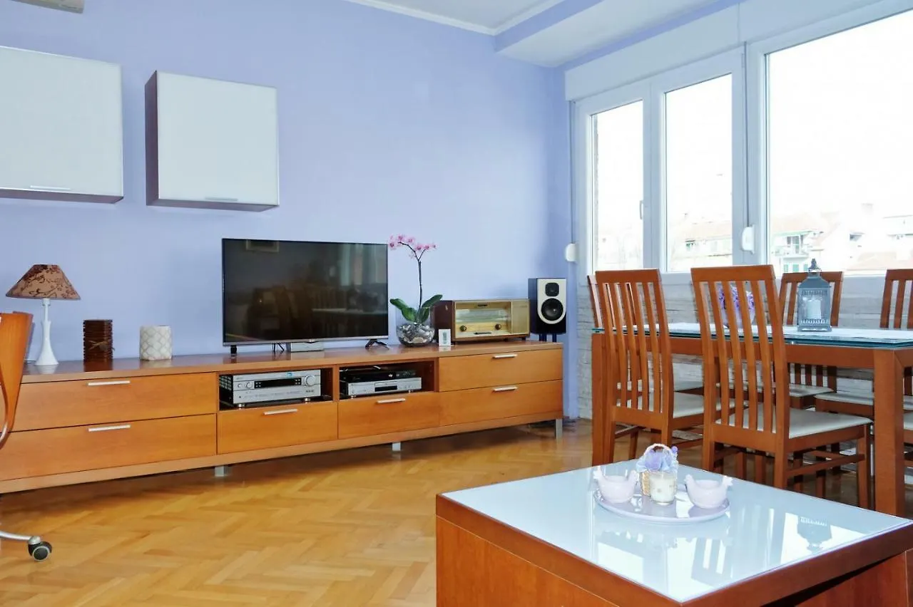 Apartment Dalmotion Split