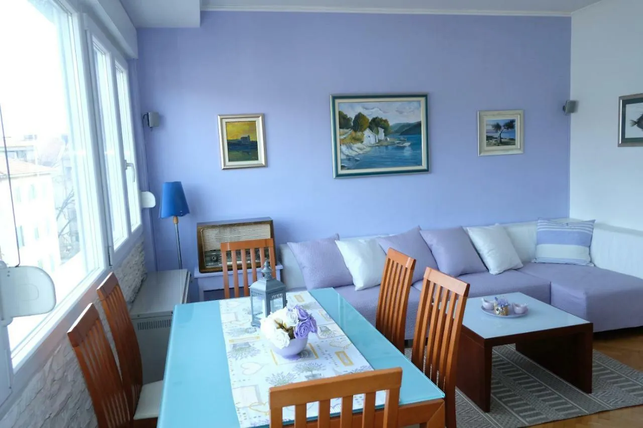 Apartment Dalmotion Split 0*,  Croatia